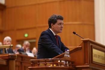 Președintele Nicușor Dan prezintă miercuri Strategia Națională de Apărare, în plenul reunit al Parlamentului