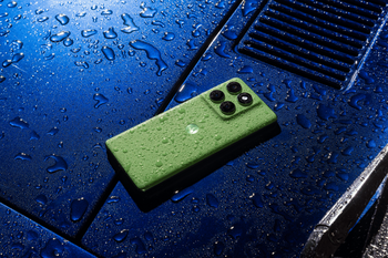 Design premium fără preț premium. Cum s-a schimbat criteriul după care alegem telefoanele