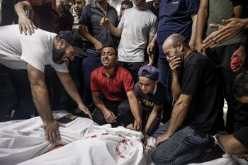 Israelul a predat Fâşiei Gaza rămăşiţele a 30 de palestinieni, anunţă Ministerul Sănătăţii al Hamas / De la intrarea (…)