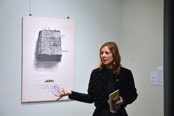 Cartea de beton a artistului Miklós Onucsán - afişul unei expoziţii anulate