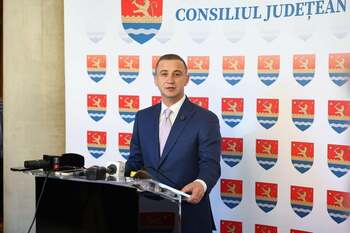 Preşedintele CJ Timiş, în conflict cu viceprimarul USR al Timişoarei / Alfred Simonis, mesaj pentru Dominic Fritz: (…)