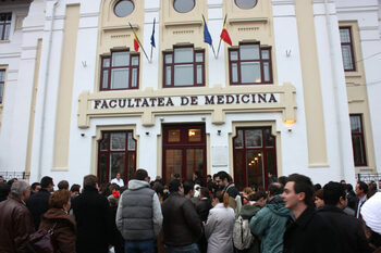 Peste 10.000 de candidați înscriși la Rezidențiat. Rogobete: România are probleme ignorate de prea mulți ani