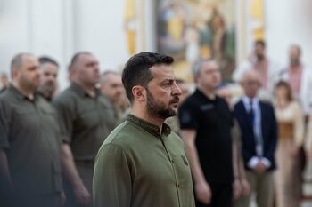 Zelenski îi îndeamnă pe partenerii ţării sale să investească mai mult în apărare în faţa atacurilor ruse