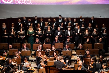 Filarmonica orădeană deschide stagiunea, sub egida Festivalului „George Enescu”, cu concertul „Carmina Burana (…)