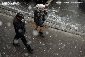 Bucureşti: ploi şi temperaturi scăzute până duminică