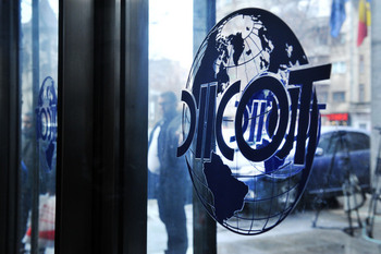 DIICOT: 53 de persoane reținute într-o operațiune complexă împotriva criminalității organizate