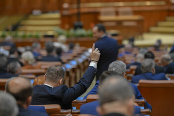 Parlamentul a decis! CSA Steaua nu poate promova în Liga I. Ce amendament a schimbat întreaga poveste