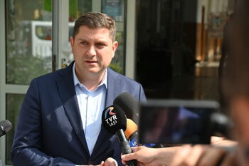 Liderul PSD Iași îl acuză pe premierul Ilie Bolojan de „lipsă de respect pentru ieșeni”: „parcă ar fi venit clandestin”