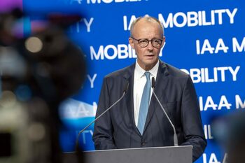 Cancelarul Germaniei anunță o nouă ordine mondială: „Ultimii 85 de ani în Vest și 35 de ani în Est au luat sfârșit”