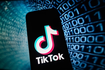 Cât mai valorează TikTok zilele astea? Aplicaţia cu peste 9 milioane de utilizatori în România şi peste 2 miliarde (…)