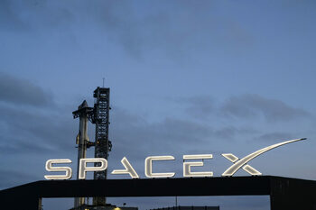 SpaceX amână lansarea unei rachete Starship din cauza vremii nefavorabile