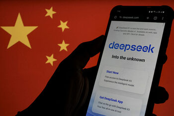 China: DeepSeek lansează o versiune îmbunătățită. Ce abilități noi vor fi disponibile