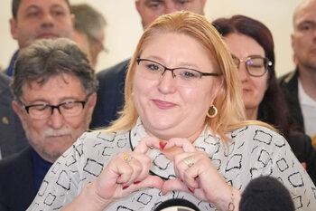 Cu imunitatea parlamentară amenințată, Șoșoacă trebuie să vină azi în fața procurorilor, pentru audieri. Parchetul (…)