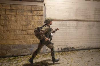 Trei palestinieni răniți de soldați israelieni la un punct de control din Tubas