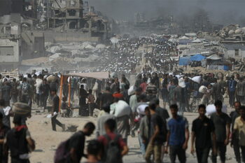 Palestinieni părăsesc Gaza City înaintea ofensivei israeliene