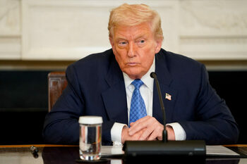 Trump, împiedicat de judecător să reducă finanțarea pentru 34 de orașe din cauza politicilor de azil