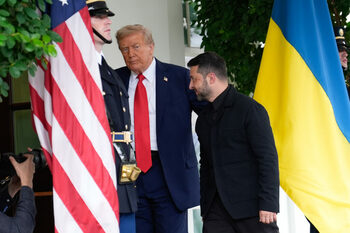 Donald Trump și Volodimir Zelenski, declarații din Biroul Oval. Cei doi discută la Casa Albă despre negocieri și (…)