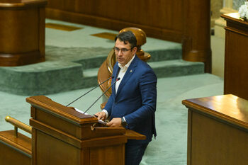 Ștefan Pălărie (USR): Va fi anunțată trecerea tacită a inițiativei legislative cu 300 de parlamentari