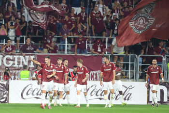Superliga. Rapid învinge UTA în etapa a 8-a, scor 2-0, și rămâne neînvinsă. Arad, la primul eșec