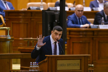 AUR atacă la CCR proiectele guvernului Bolojan: „Sunteți asasinii democrației din România”