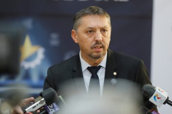 Ministrul Daniel David, anunț despre semnarea a două ordine: „Unul este legat de temele pentru acasă, care au (…)