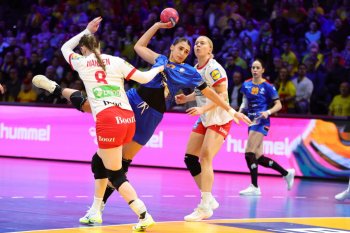 România pierde cu Danemarca și va juca cu Ungaria „finală” pentru sferturi în grupa principală