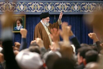 Iranul respinge orice negocieri nucleare cu SUA, dacă Washingtonul insistă ca Teheranul să abandoneze îmbogăţirea (…)