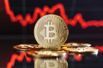 Record istoric pentru Bitcoin. Cât valorează acum cea mai importantă criptomonedă din lume?
