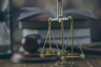 „Ce drepturi la moştenire are un copil vitreg?”. Românii întreabă, avocatul răspunde
