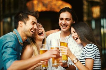 Test de cultură generală. Cine a inventat berea: bărbații sau femeile?