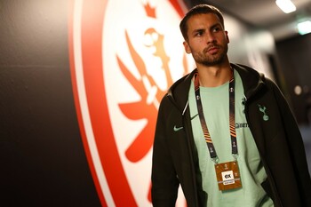 Ciudatul caz al bărbatului de 27 de ani care s-a lăsat de cariera în care a făcut avere ca să devină fotograf