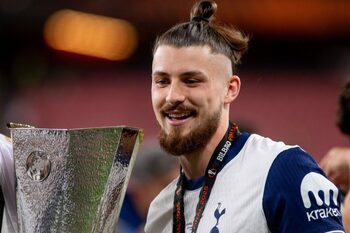 Ce spune impresarul lui Radu Drăgușin după ce s-a anunțat că Tottenham nu-l mai vrea pe român
