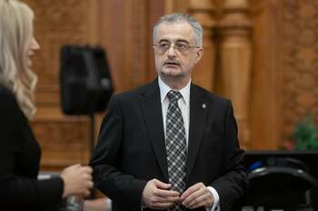 Liderul deputaţilor PNL: Soluţia corectă şi rapidă pentru pachetul 2 este asumarea răspunderii Guvernului în (…)