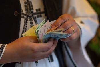 Tăieri de sinecuri: Ministrul Dezvoltării propune eliminarea indemnizaţiilor pentru membrii Autorităţilor (…)