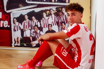 Fanii echipei din Superliga, dați pe spate de noul echipament: „Felicitări pentru revenirea la istorie și (…)