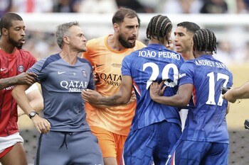 Francezii l-au pus la zid pe Luis Enrique, după ce l-a lovit pe Joao Pedro: „Gest dezgustător!”