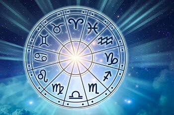 Horoscop weekend 23-24 august 2025: Zile cu surprize pentru unele zodii și liniște pentru altele