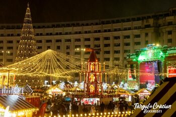 S-a aprins iluminatul festiv în cadrul Târgului de Crăciun Bucureşti 2025, din Piaţa Constituţiei / Primarul (…)