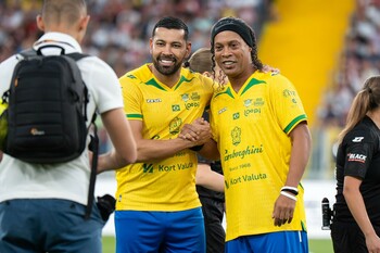 Încă un nume mare al fotbalului brazilian a confirmat prezența la Iași, alături de Ronaldinho