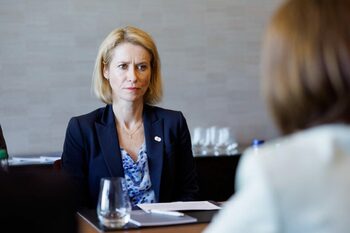Șefa diplomației UE: Încălcarea spațiului aerian românesc de către dronele rusești este inacceptabilă UPDATE Mesajul (…)