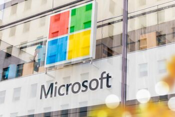 Cum au fost urmăriți ilegal studenții de un software Microsoft?