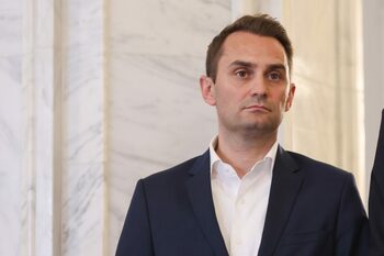 Restructurări la Guvern: Se desființează 40% din posturi. Fără mese organizate după ședințe, demnitarii rămân fără (…)
