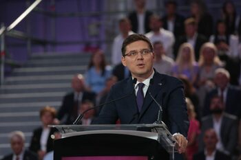 De ce nu a luat România din bani europeni fonduri pentru bursele școlare? Dacă noi nu ne dezvoltăm, nu vom avea (…)