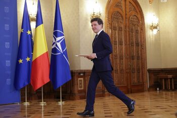 E o insultă să-i pui pe acești indivizi legionari, antisemiți, în aceeași barcă cu Maniu. Unde a greșit președintele (…)