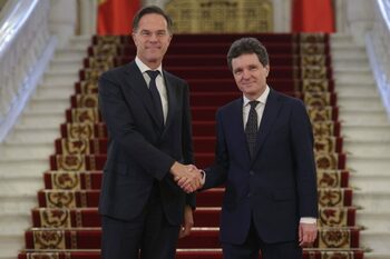 (VIDEO) Șeful NATO a ajuns în România. Mark Rutte a fost primit de Nicușor Dan la Palatul Cotroceni