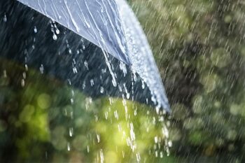 O nouă atenționare ANM HARTĂ: cod galben de furtuni în 8 județe, cu vijelii și ploi torențiale