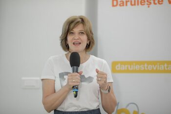 Bolojan o pune vicepremier pe Oana Gheorghiu de la Dăruiește Viață, în locul lui Dragoș Anastasiu