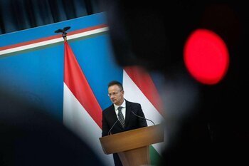 Ministrul ungar de externe, acuzații la adresa opoziției: Partidul Tisza a predat ucrainenilor datele a două sute de (…)