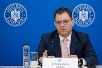 Scandal în Coaliție după avalanșa de CV-uri trimise la îndemnul ministrului Radu Miruță. Secretarul general al (…)