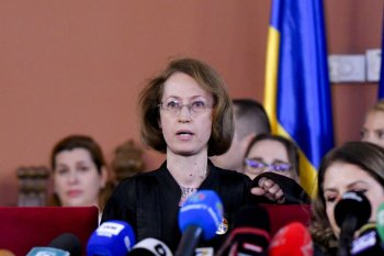 Alergând după Raluca